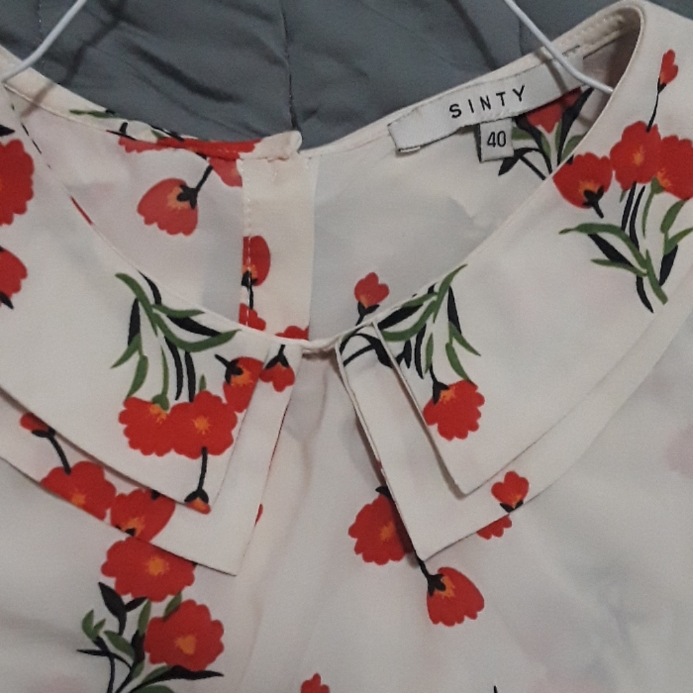 Blouse - Picture 3 of 8